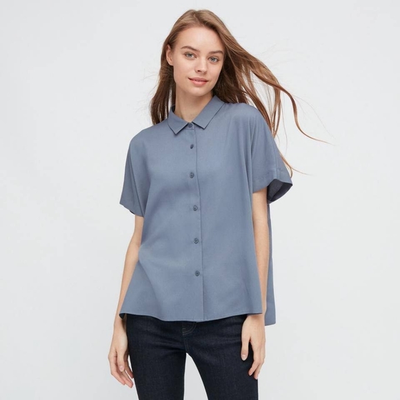 Uniqlo Tops - UNIQLO Women's Rayon Short Sleeve Blouse (Light Blue)
